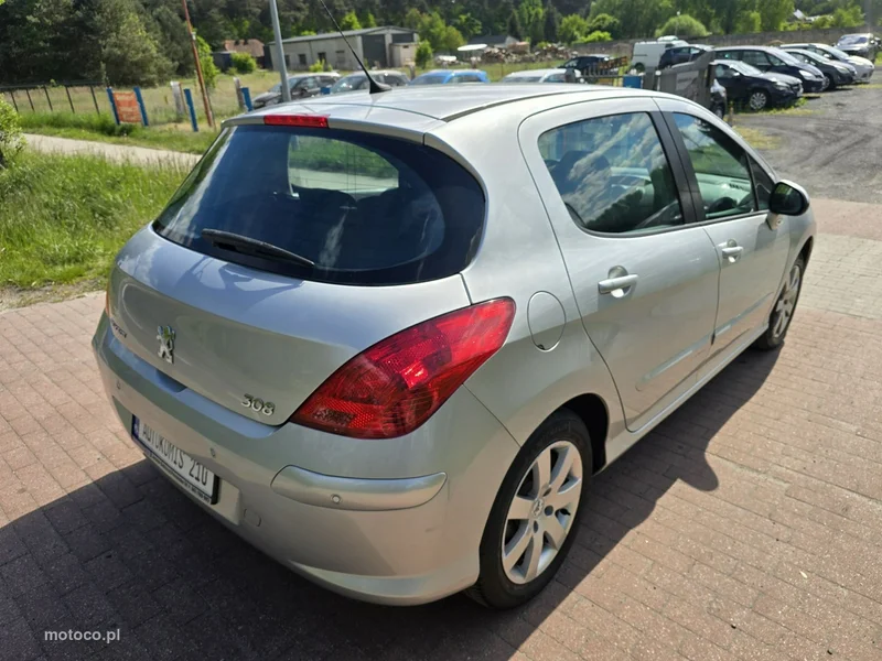 Peugeot 308 10