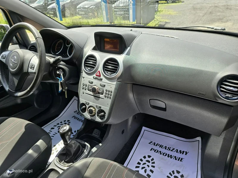 Opel Corsa D 24