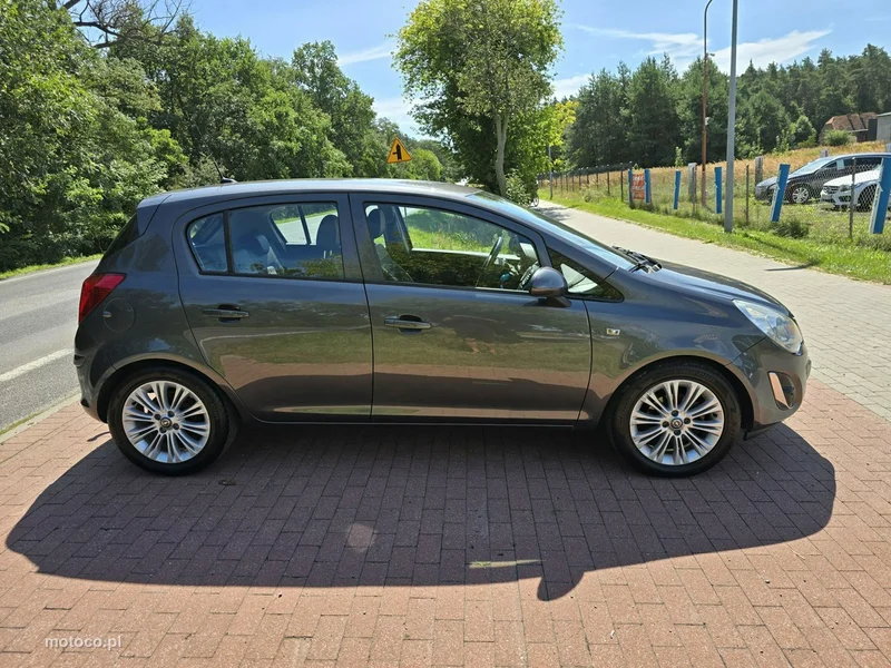 Opel Corsa D 12