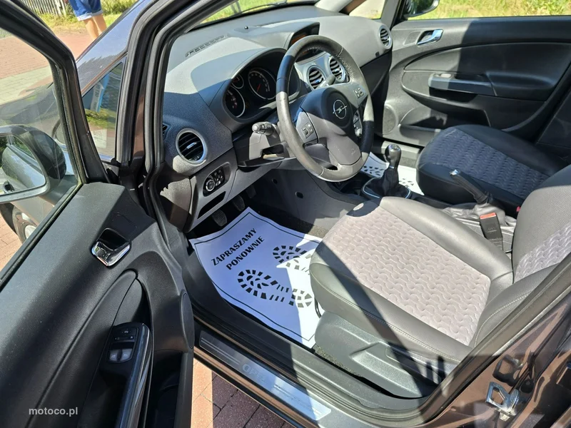 Opel Corsa D 17
