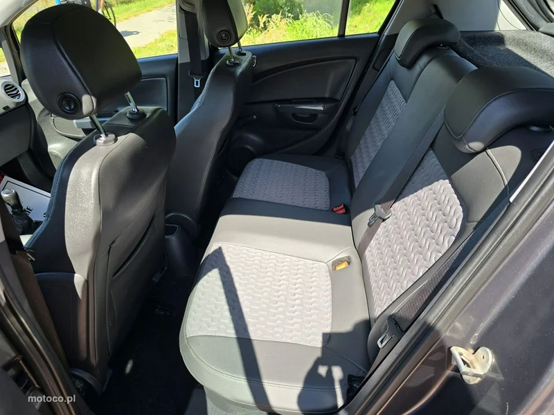 Opel Corsa D 19