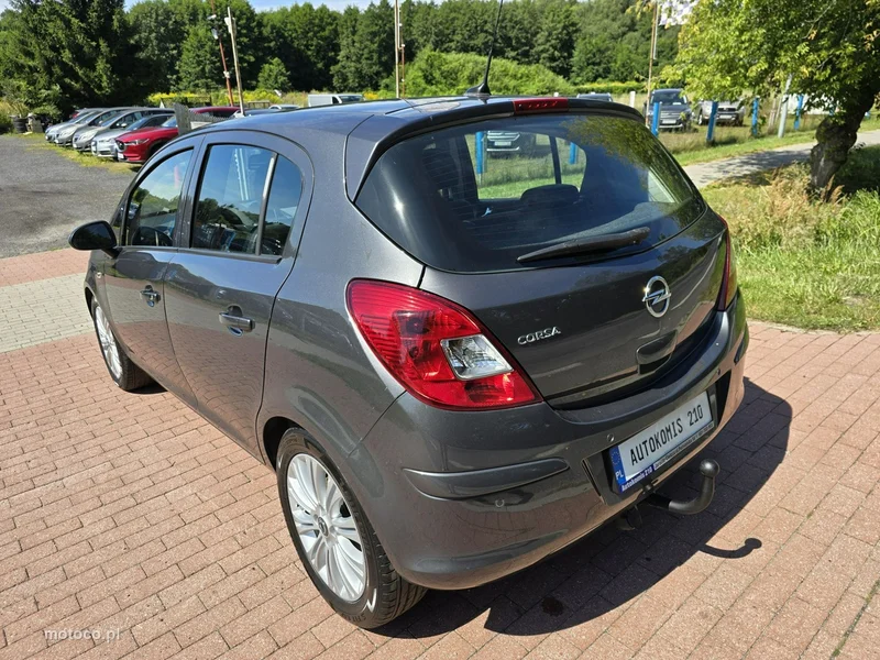 Opel Corsa D 6