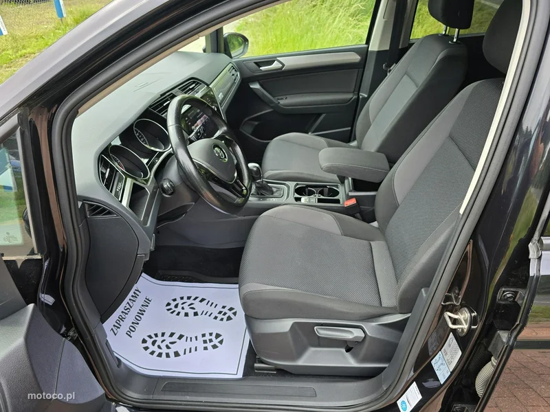 Volkswagen Touran 5T 18