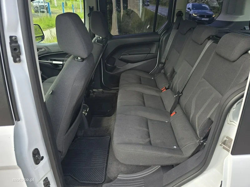 Ford Tourneo Connect 16