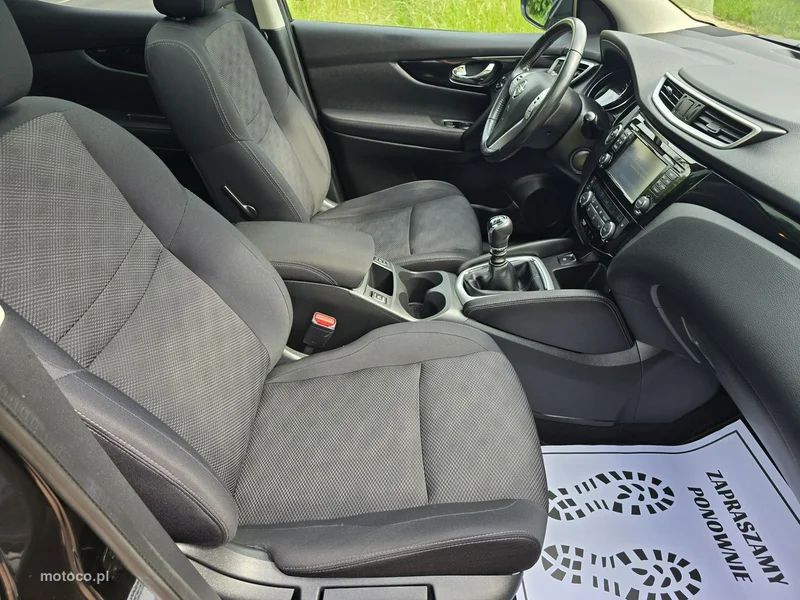 Nissan Qashqai 24