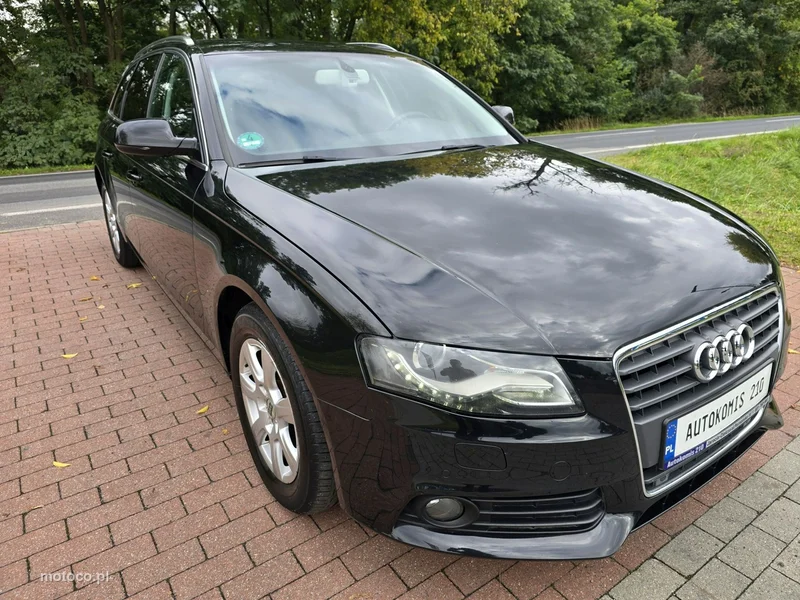 Audi A4 B8 11