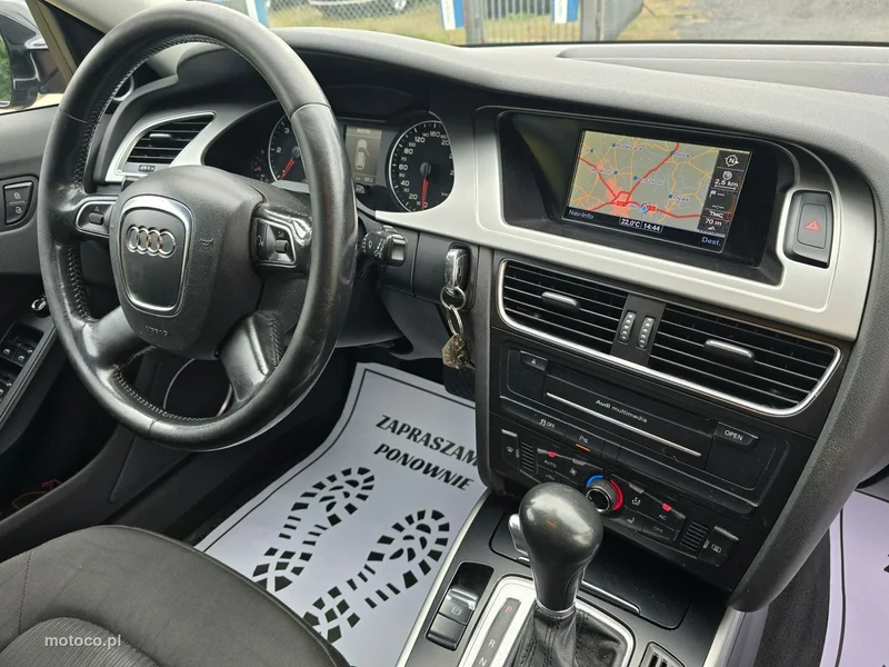Audi A4 B8 21