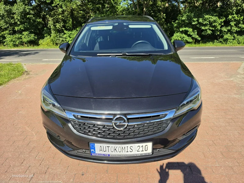 Opel Astra K 12