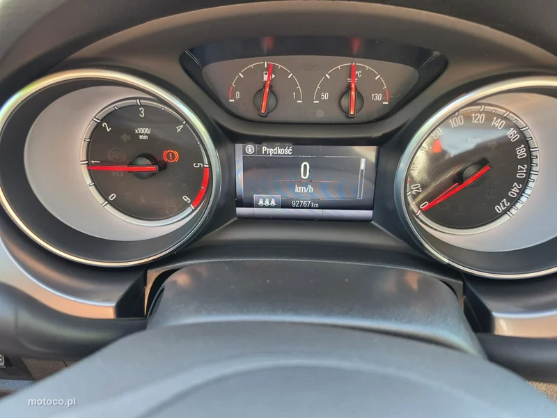 Opel Astra K 25
