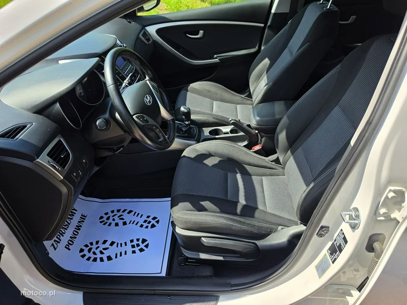 Hyundai i30 14