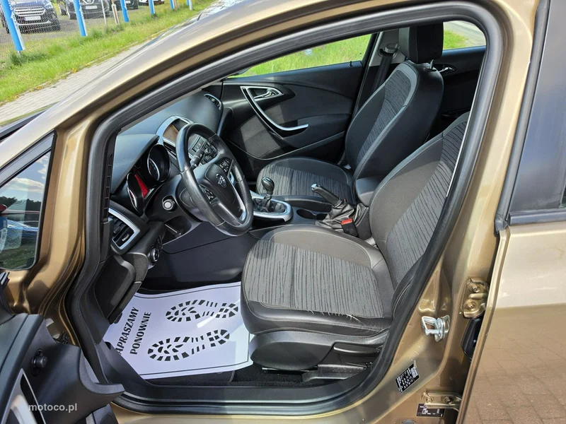 Opel Astra J 14