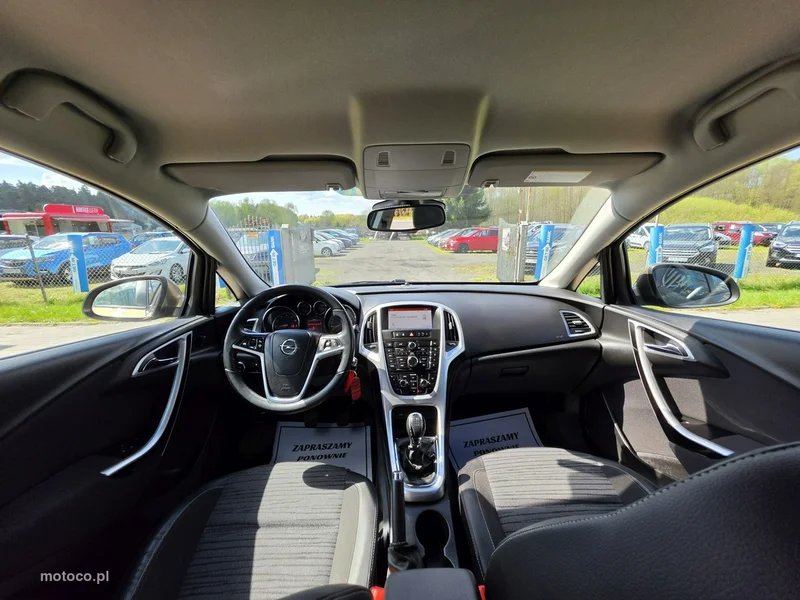 Opel Astra J 17