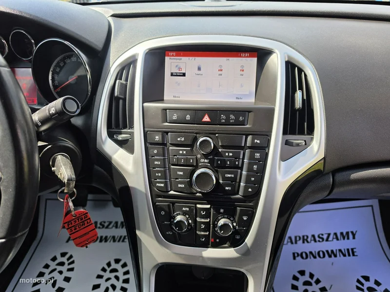 Opel Astra J 19