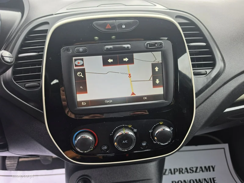 Renault Captur I 24