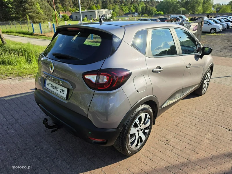 Renault Captur I 8