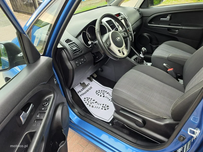Kia Venga 13