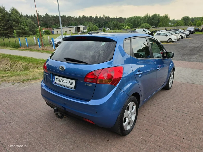 Kia Venga 7