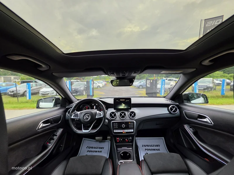 Mercedes-Benz GLA X156 GLA 220 17