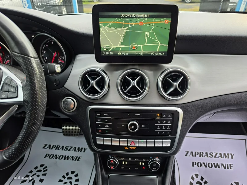 Mercedes-Benz GLA X156 GLA 220 19
