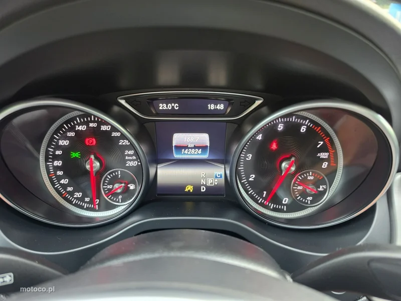 Mercedes-Benz GLA X156 GLA 220 21