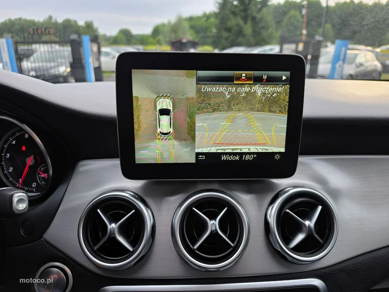 Mercedes-Benz GLA X156 GLA 220 22