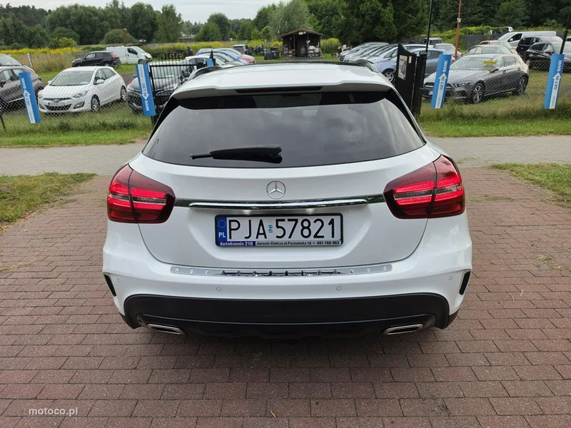 Mercedes-Benz GLA X156 GLA 220 6