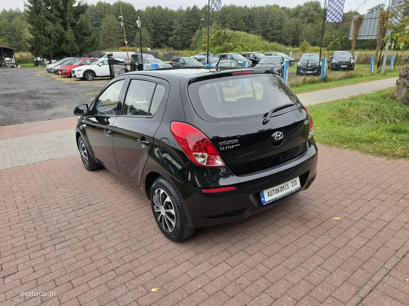 Hyundai i20 4