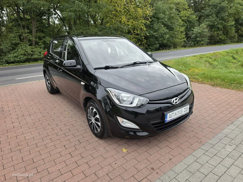 Hyundai i20 10