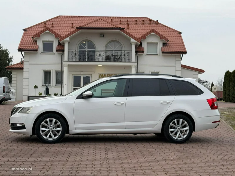 Skoda Octavia III 13