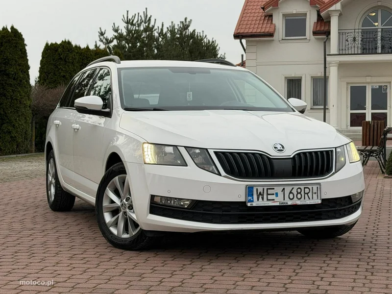 Skoda Octavia III 26
