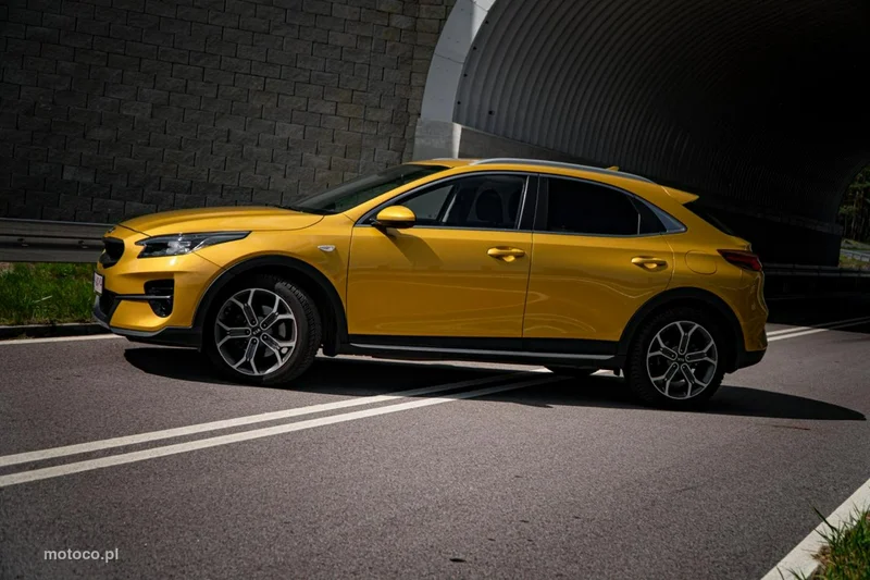 Kia XCeed 13