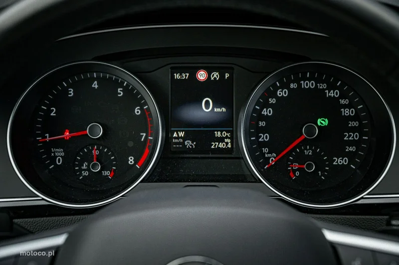 Volkswagen Passat B8 33