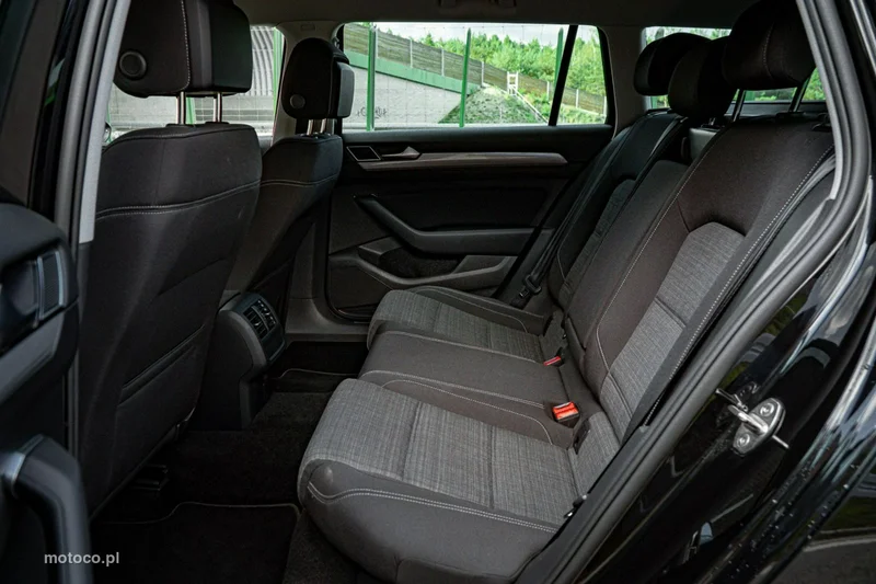 Volkswagen Passat B8 37
