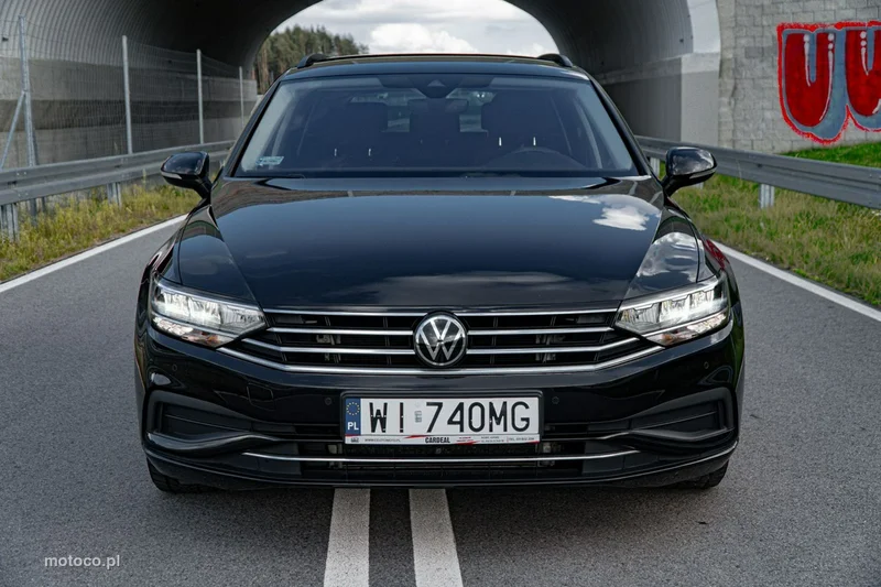 Volkswagen Passat B8 9