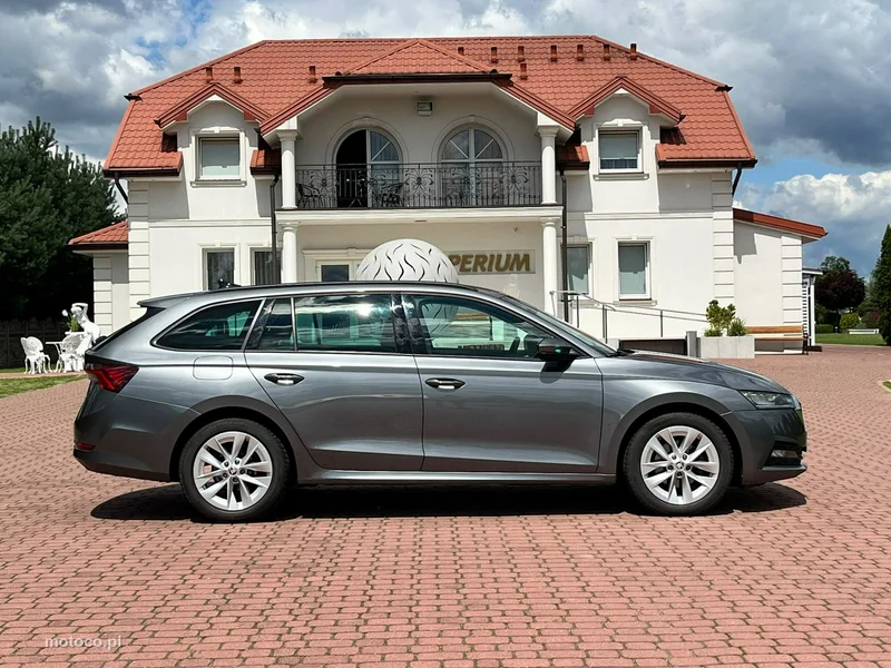 Skoda Octavia IV 5