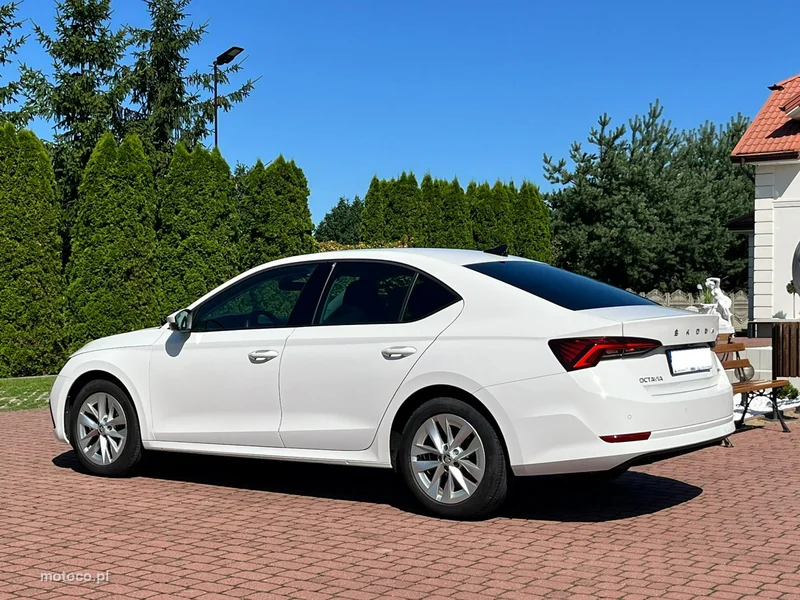 Skoda Octavia IV 13