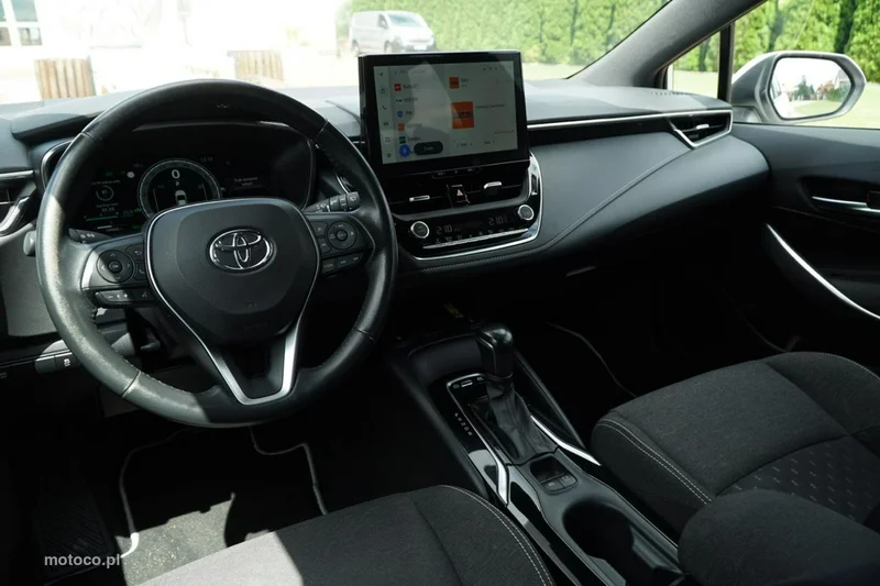 Toyota Corolla E210 7