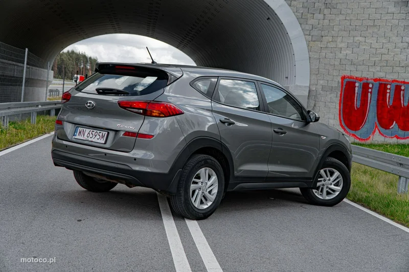 Hyundai TUCSON 4