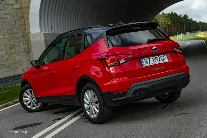 Seat Arona 16