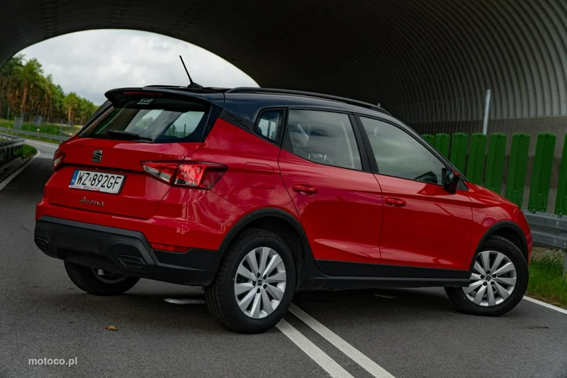 Seat Arona 22