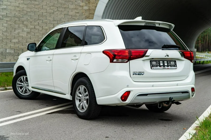 Mitsubishi Outlander 13