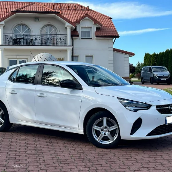 Opel Corsa F 22
