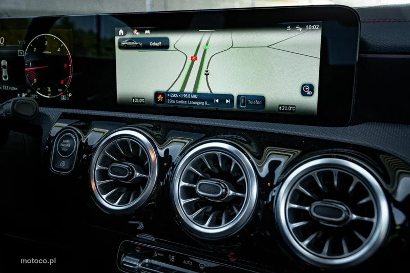 Mercedes-Benz CLA C118 200 16