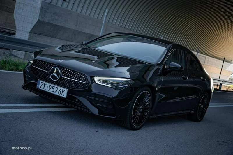 Mercedes-Benz CLA C118 200 28