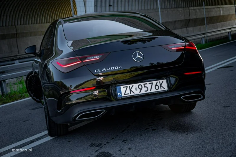 Mercedes-Benz CLA C118 200 34
