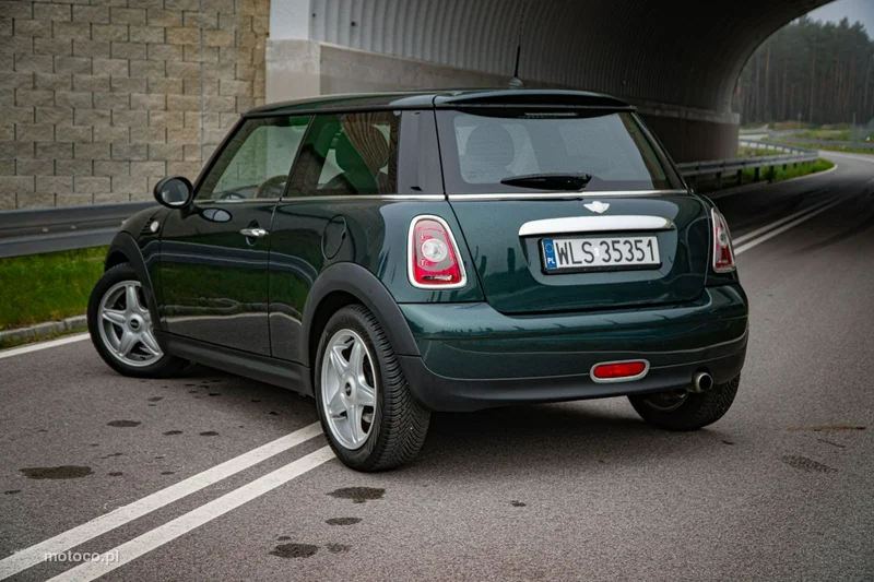 MINI ONE 19