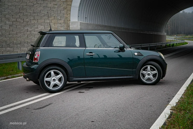 MINI ONE 26