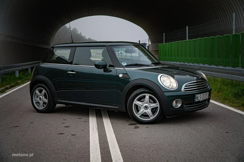 MINI ONE 28