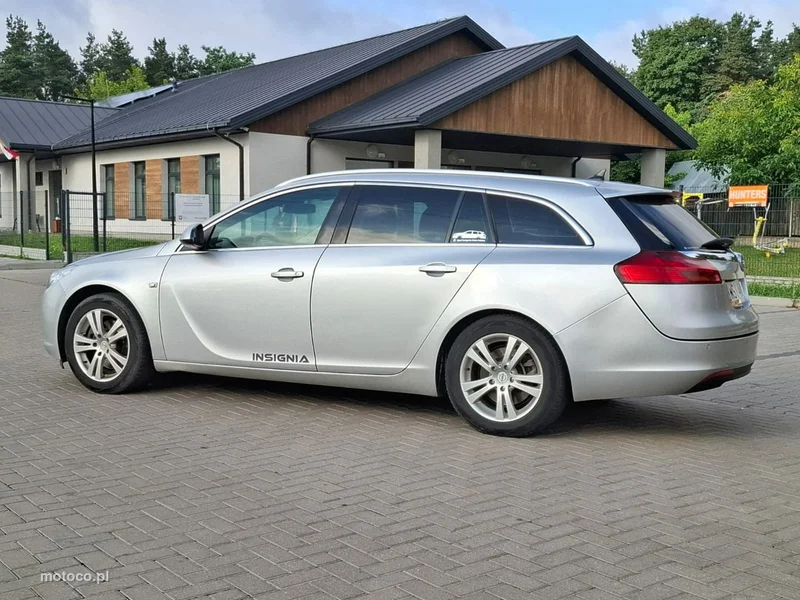Opel Insignia A 13