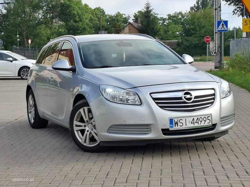 Opel Insignia A 24